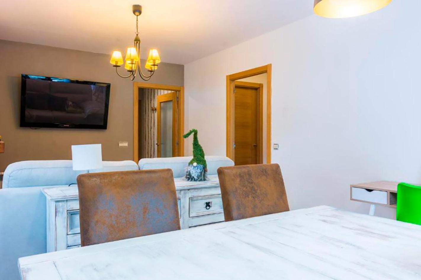 Apartamento A 15 Minutos De Baqueira Les Bordes Exterior foto